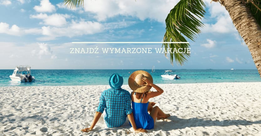 Para na plaży podczas wakacji – porównywarka ofert wakacyjnych Planujemy Wakacje